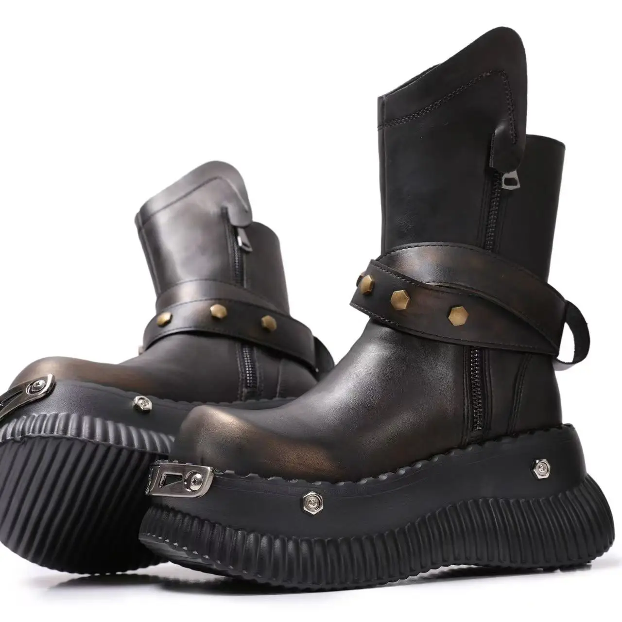 2026 Women Y2K Punk Platform Fashion Short Boots Retro Metal Rivet Strap Side Zipper Goth Motorcycle Boots Suitable for Cosplay