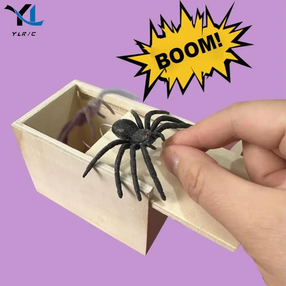 

Hidden in Case Trick Play Joke Pranks Stuff Toys Wooden Spider Money Surprise in A Box Practical Joke Toys Gag Gift