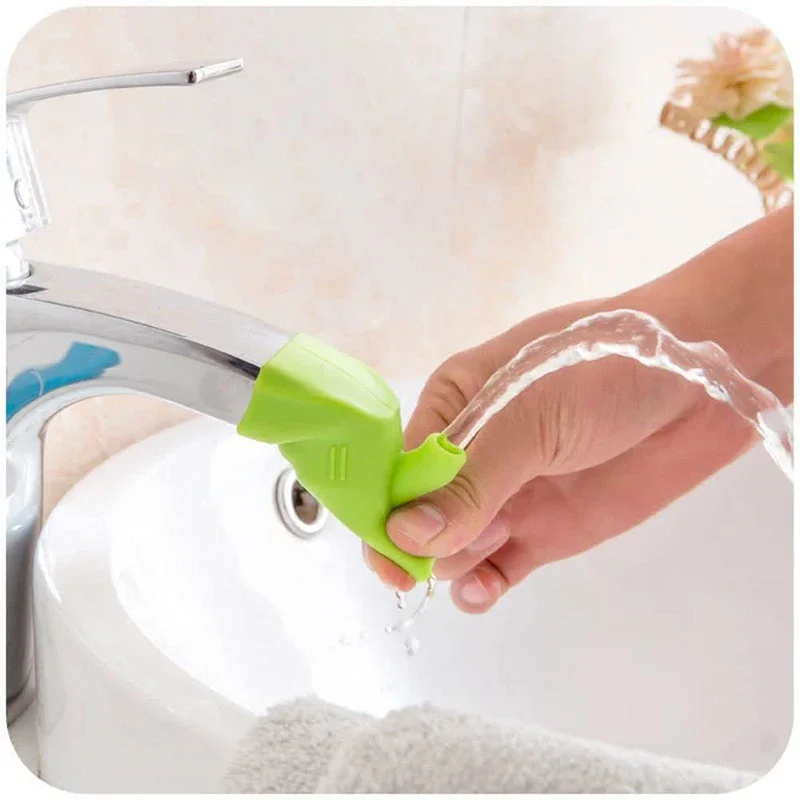 1PCS Kitchen Sink Faucet Extender Rubber Elastic Nozzle Guide Children Water Saving Tap Extension For Bathroom Accessories