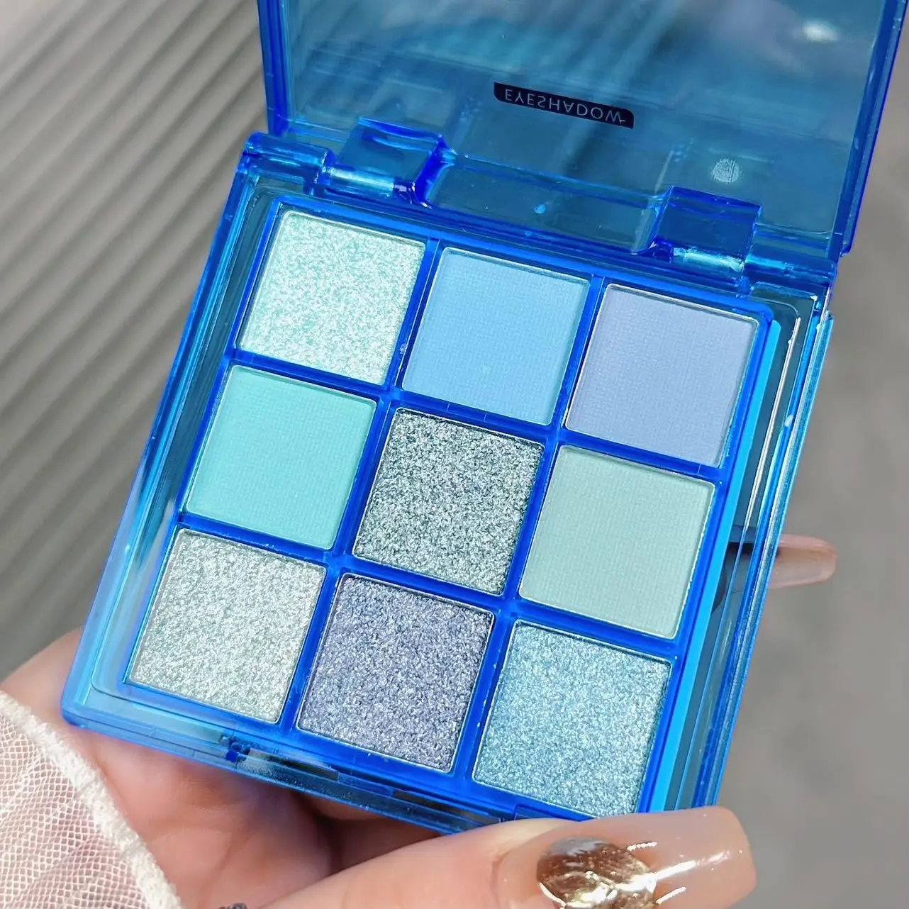 A paleta acrílica matte das sombras de olho, olho impermeável compoem, 9 cores, azul, roxo, brilho, brilho, perolado