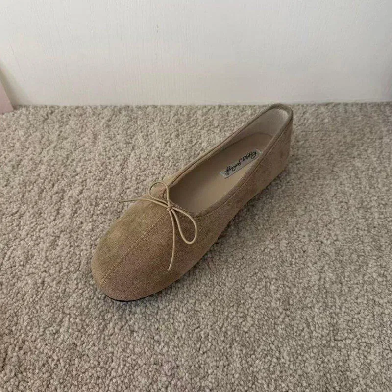 Neue Herbst-Frühlings-Damenschuhe, flache Ballerinas, weiche runde Zehenpartie, modische flache Slipper für Damen. – Detail 8