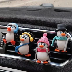 Ambientador de aire acondicionado para coche, difusor de Perfume de aromaterapia de dibujos animados, pequeño pingüino, decoración Interior automática