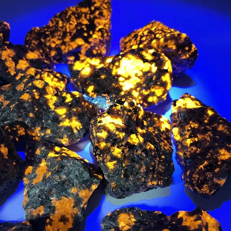 (ultraviolet light irradiation)Natural Yooperlites Flame Stone Fluorescent Stone Energy Reiki Specimens Aquarium Home Room Decor