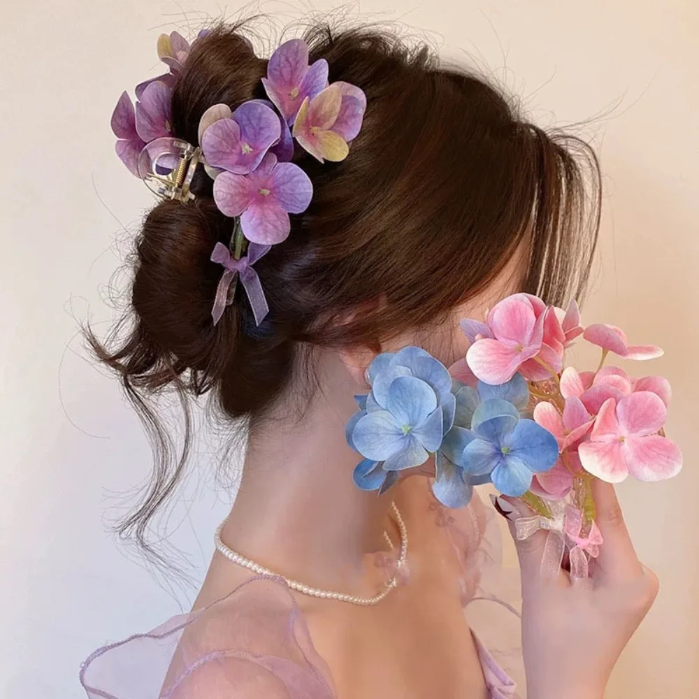 

Lily Flower Claw Clips for Women Fashion Hairpin Flower Headwear Romantic Vacation Style Hairclip Hair Accessories Заколки