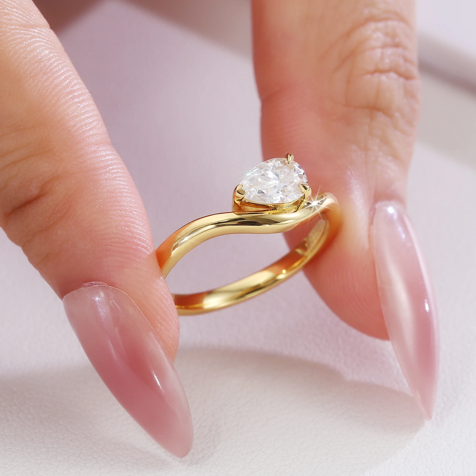 Provence 14K Yellow Gold Solitaire Pinky Ring With 5*8mm Pear Shape Moissanite Diamond For Women Twisted Band Trendy Gift