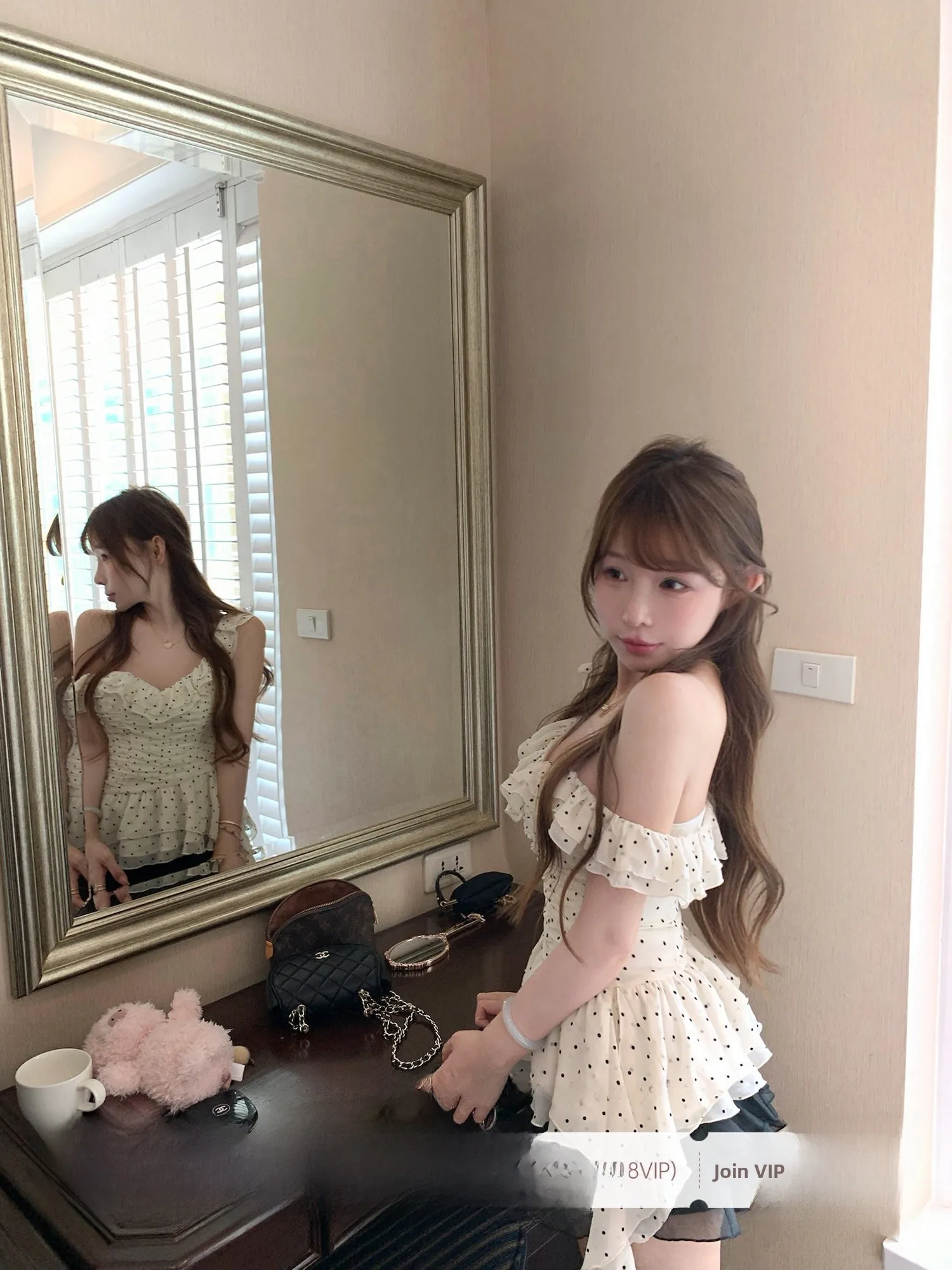 

Lukira Dot V-neck Chiffon Shirt Women's Summer Waist-cinching Top Polka Dot Breathable Skin-friendly Regular Sleeveless