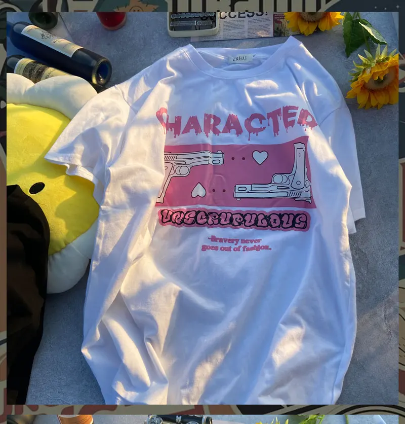 T-Shirt oversize donna Hip Hop Sweet Punk Pink Gun Print Tshirt Harajuku Shirt allentata a maniche corte T-Shirt donna vestiti