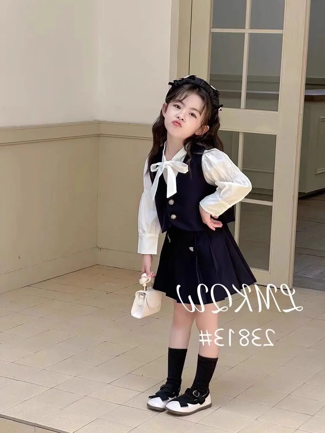 Girls' College Style 3-Piece Set Spring Autumn New Fashion Fragrant Shirt Vest JK Skirt Ensemble for Children