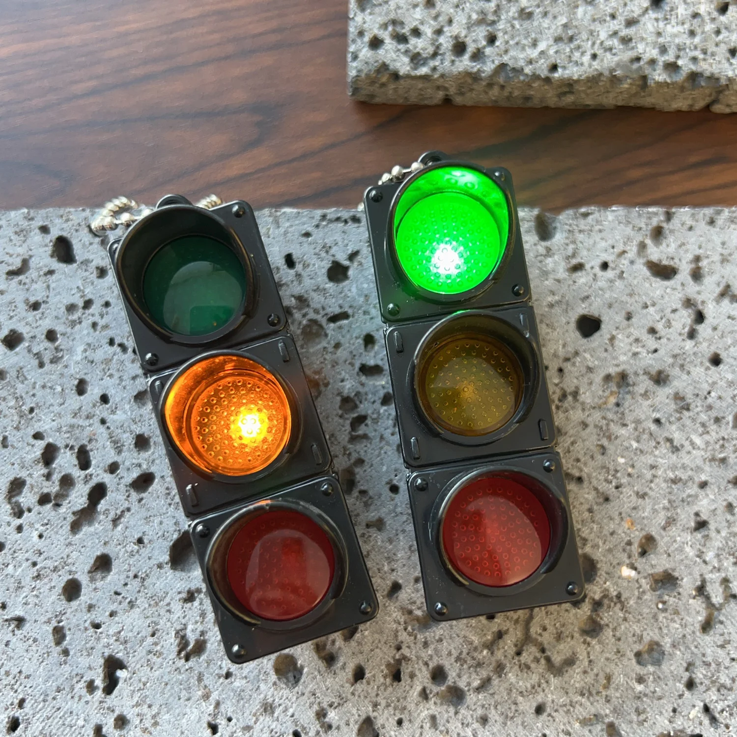 LED Traffic Light Keychain, Safety Key Ring
