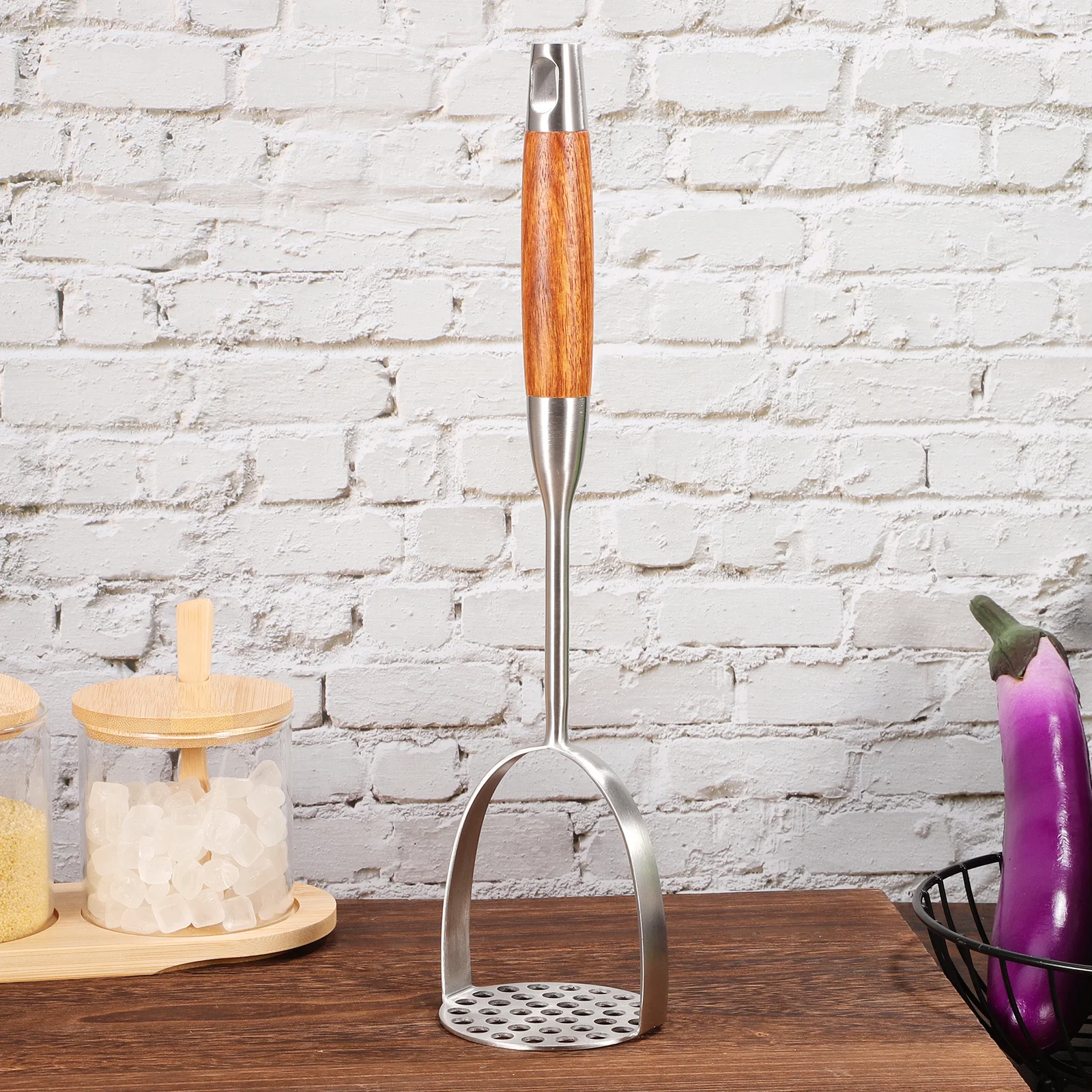 

1Pcs Potato Masher Stainless Steel Presser Comfortable Grip Portable Design for Mashing Potatoes Sweet Potatoes Yams Pumpkin