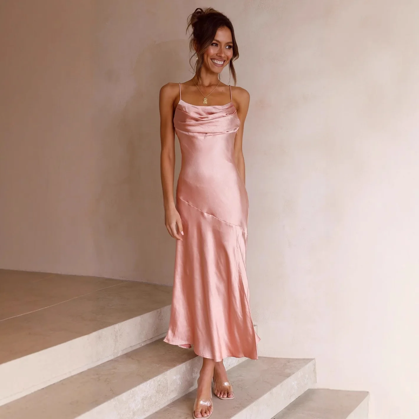

2025 Summer New Mingyuan Light Mature Back Split Strap Dress -8607