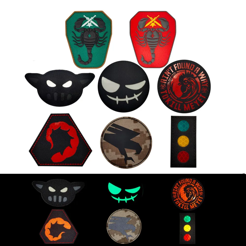 PVC Scorpion Infrared Reflective IR Patch Imp Traffic Light Scorpion Unit Tactical Badge Emblem Clothes Backpack Hook Applique