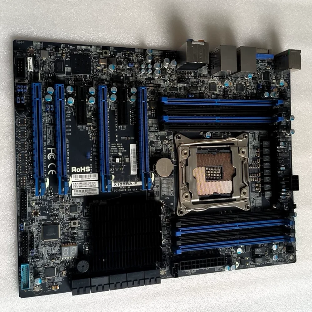 

Материнская плата рабочей станции X10SRA-F поддерживает процессор E5 V3/V4