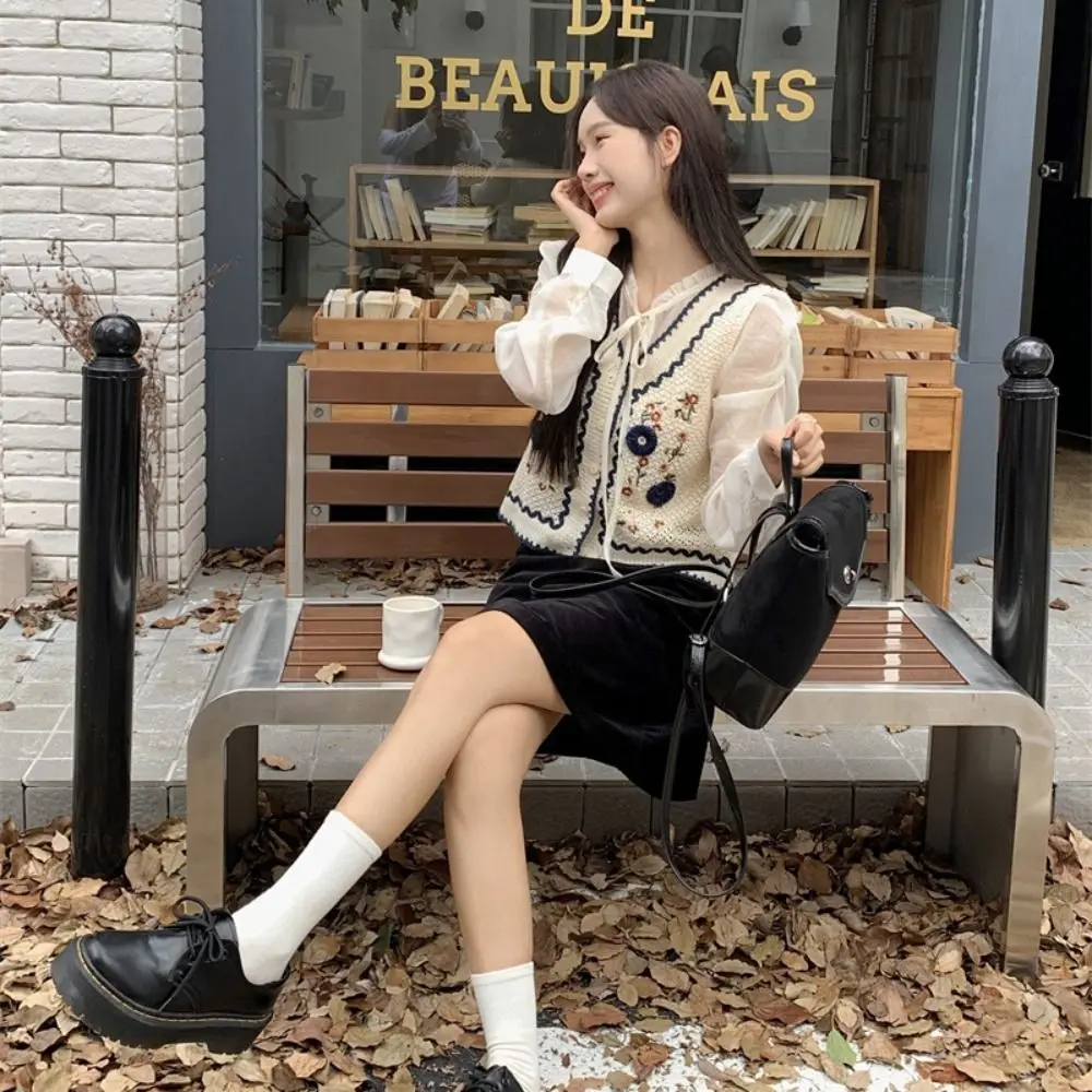 Pullover con scollo a V Top Gilet lavorato a maglia stile nazionale Fiore Maglione con scollo a V vintage Abito casual senza maniche Gilet piccolo da donna