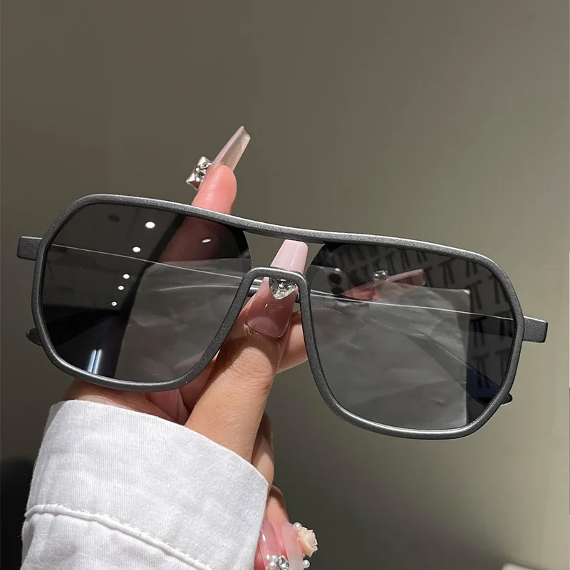 Vintage  Square Sunglasses For Women Men Rectangle Sun Glasses Female Oval Eyewear Sunglasses for Male Female Eyeglasses