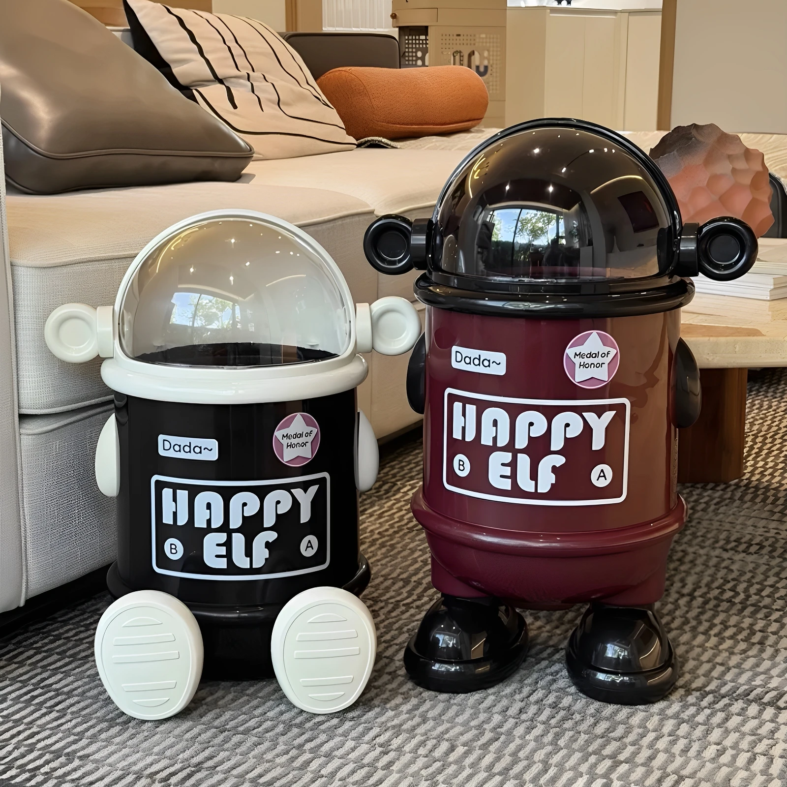 

Creative Astronaut Trash Can Set of 100 Sitting And Standing Shapes Children's Fun Paper Basket Decorative Home Cleaning Tools