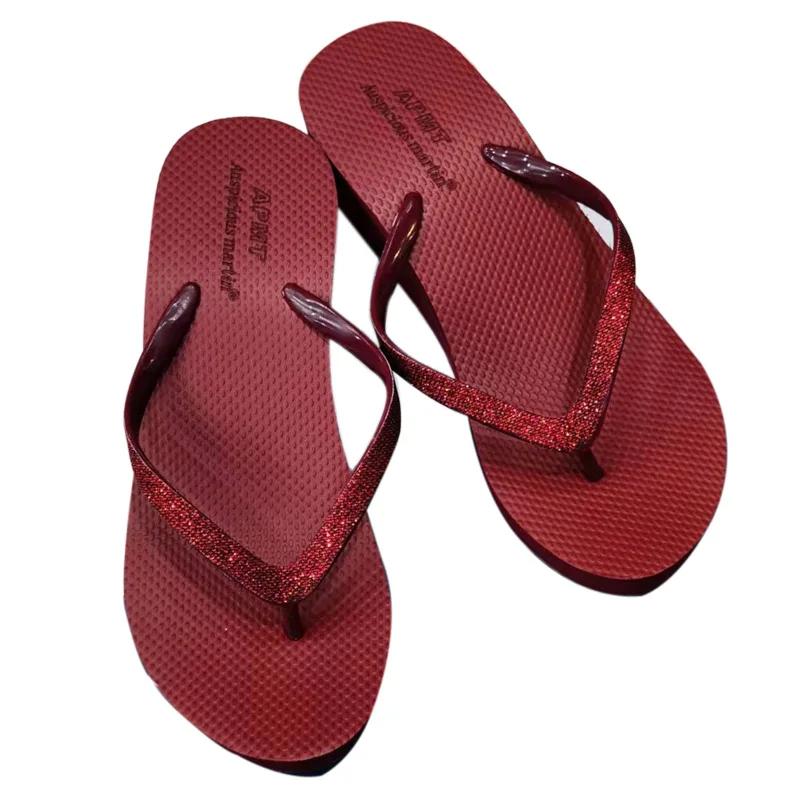 Med Slippers Casual Low Beach Shoes On A Wedge Rubber Flip Flops Slides Slipers Women Luxury Sabot Hawaiian Flat 2024 Soft Rome