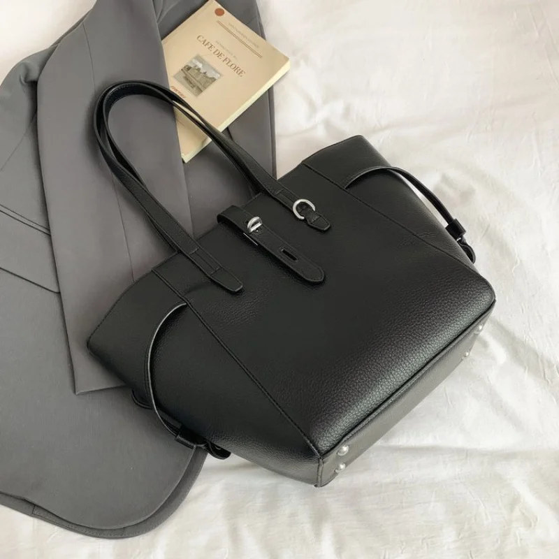 Travel Backpack Large Capacity Waterproof Multifunctional Bag For Outdoor Hiking