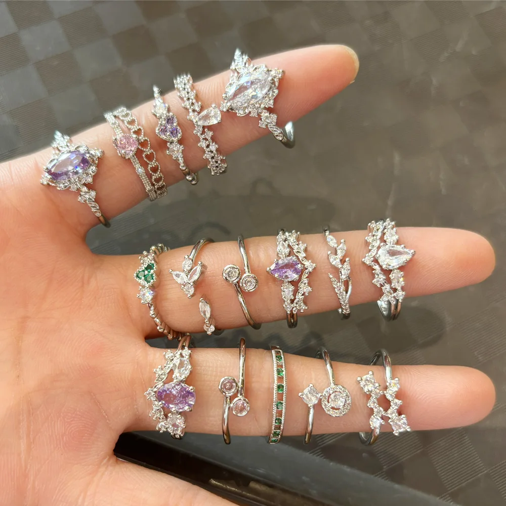 Trend ige elegante zierliche Ringe für Frauen romantische Frauen Ring glänzend Zirkon Gold Farbe dünne Fingerring Accessoires Schmuck