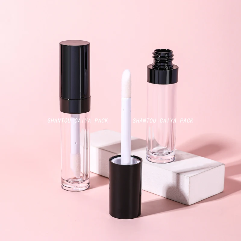 

10pcs Transparent Lip Gloss Tube with Black White Lid Empty Lip Glaze Tube 8ml Lip Color Tube with Big Wand Brush