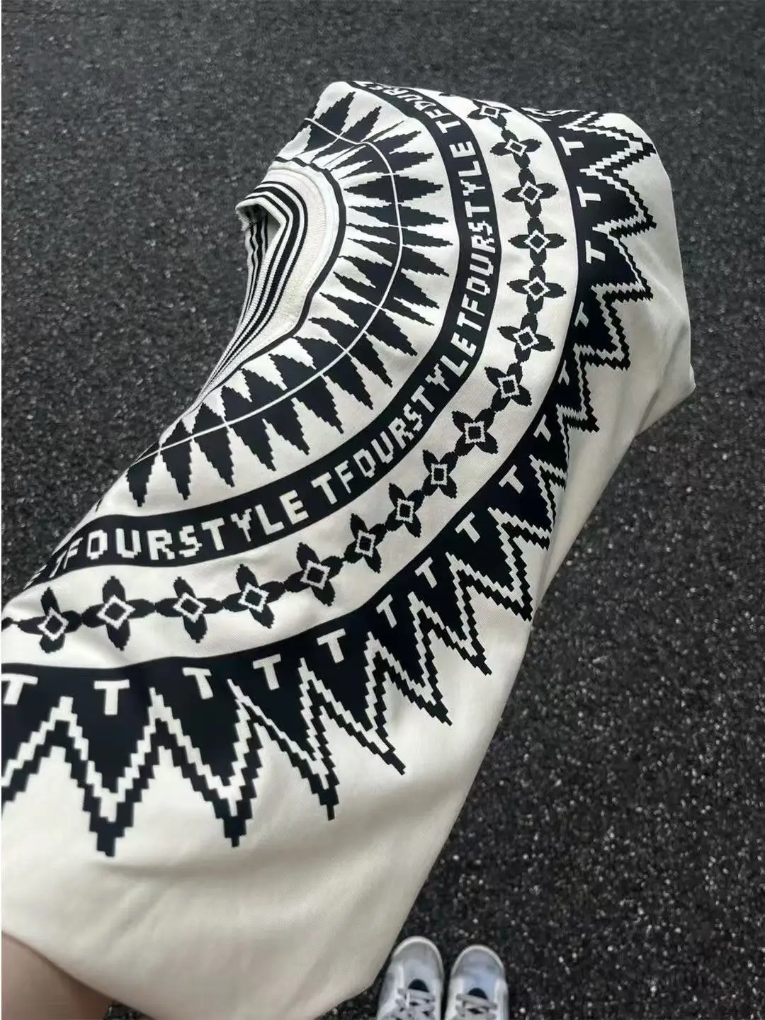 

American Sle ort Sve T-irt with Printed Weave Band Splice High Street Cool f Sve Top for Men And Women