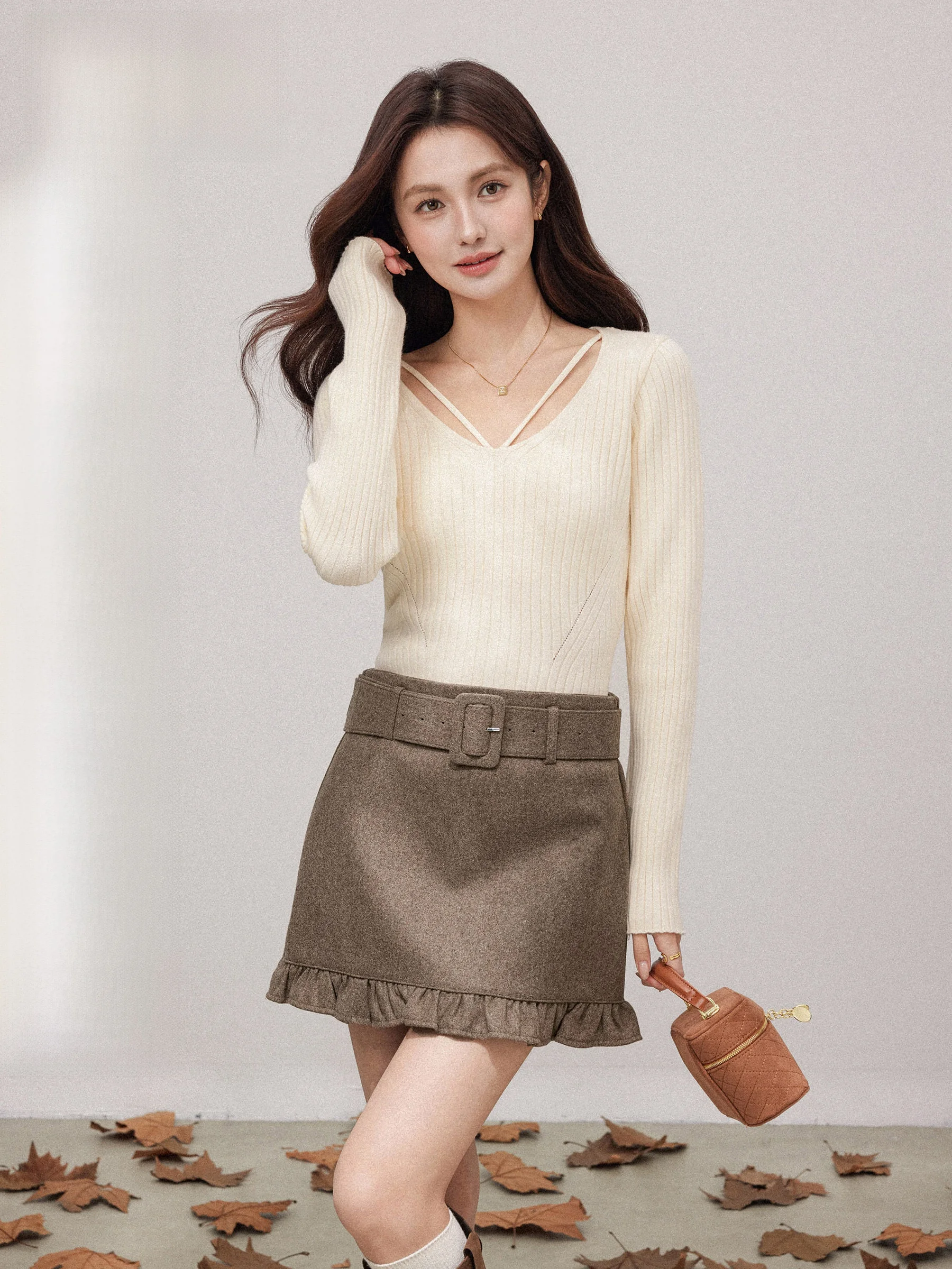 

Chang Dou Dou Красивый женский трикотажный топ с V-образным вырезом, осенне-зимняя верхняя одежда в корейском стиле, базовый топ для ношения под одеждой, маленький размер