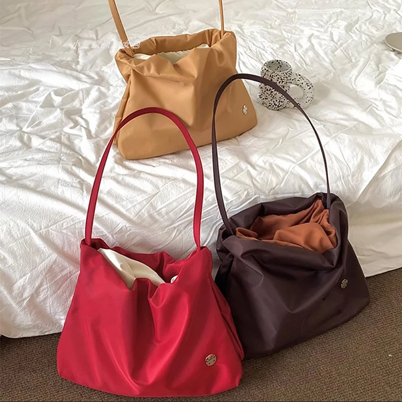 

Вместительная Повседневная универсальная нейлоновая сумка через плечо в японском простом стиле, плиссированная женская летняя сумка