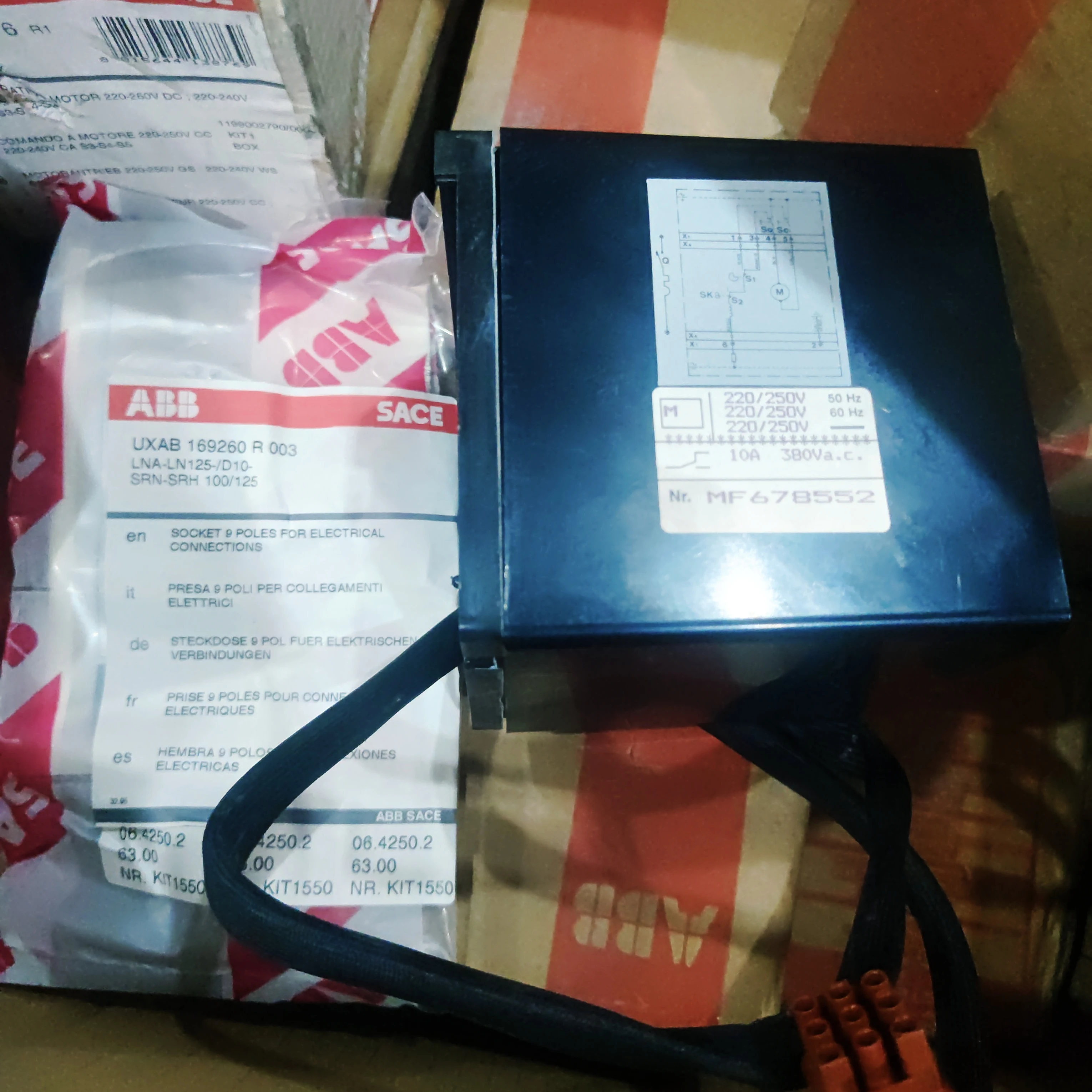 ABB MF678552 SH100/250 SN160/250 Electric Operating Mechanism