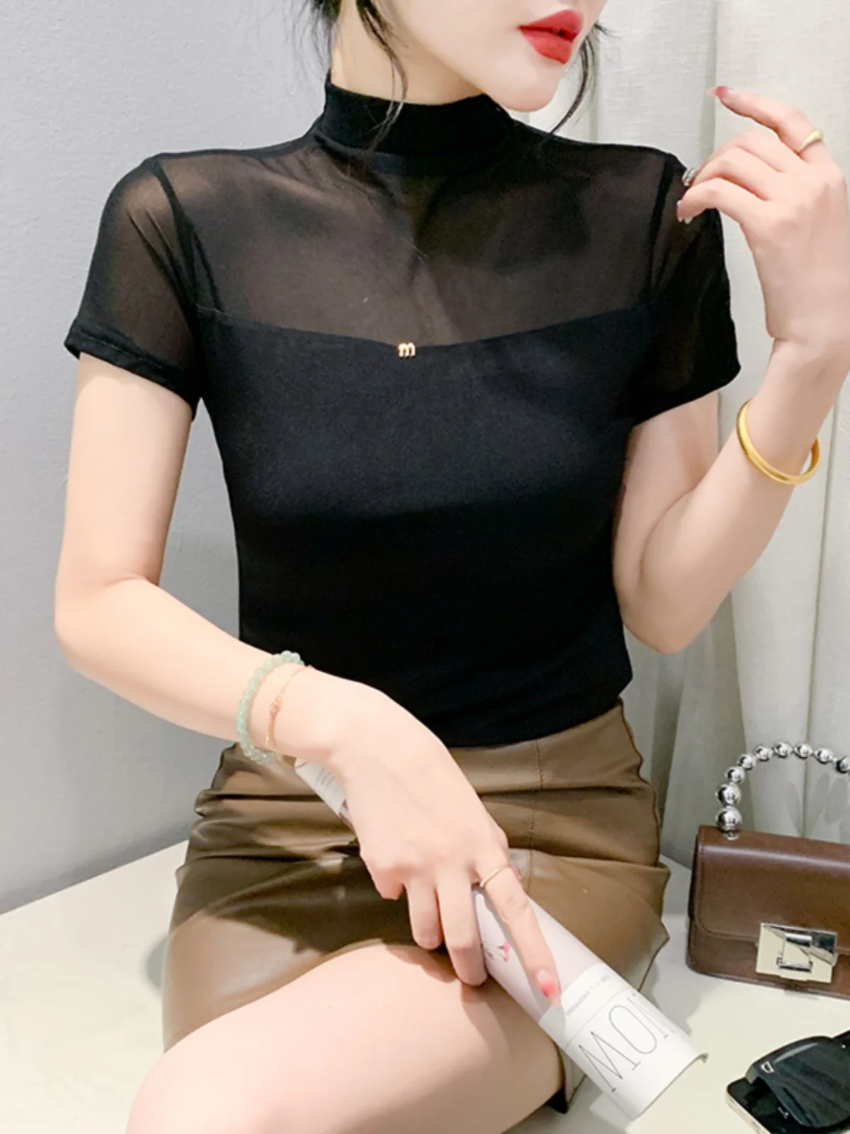 レーストリムまたはスリーブハイカラー女性用Tシャツ薄手ベースシャツスリムフィット夏ヨーロッパ風インナーウェアトップ