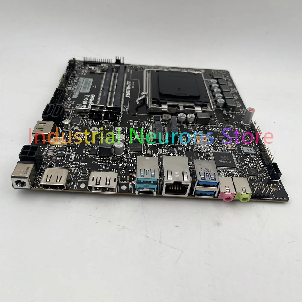 

Материнская плата AMD 8-го поколения Ryzen X600TM-ITX