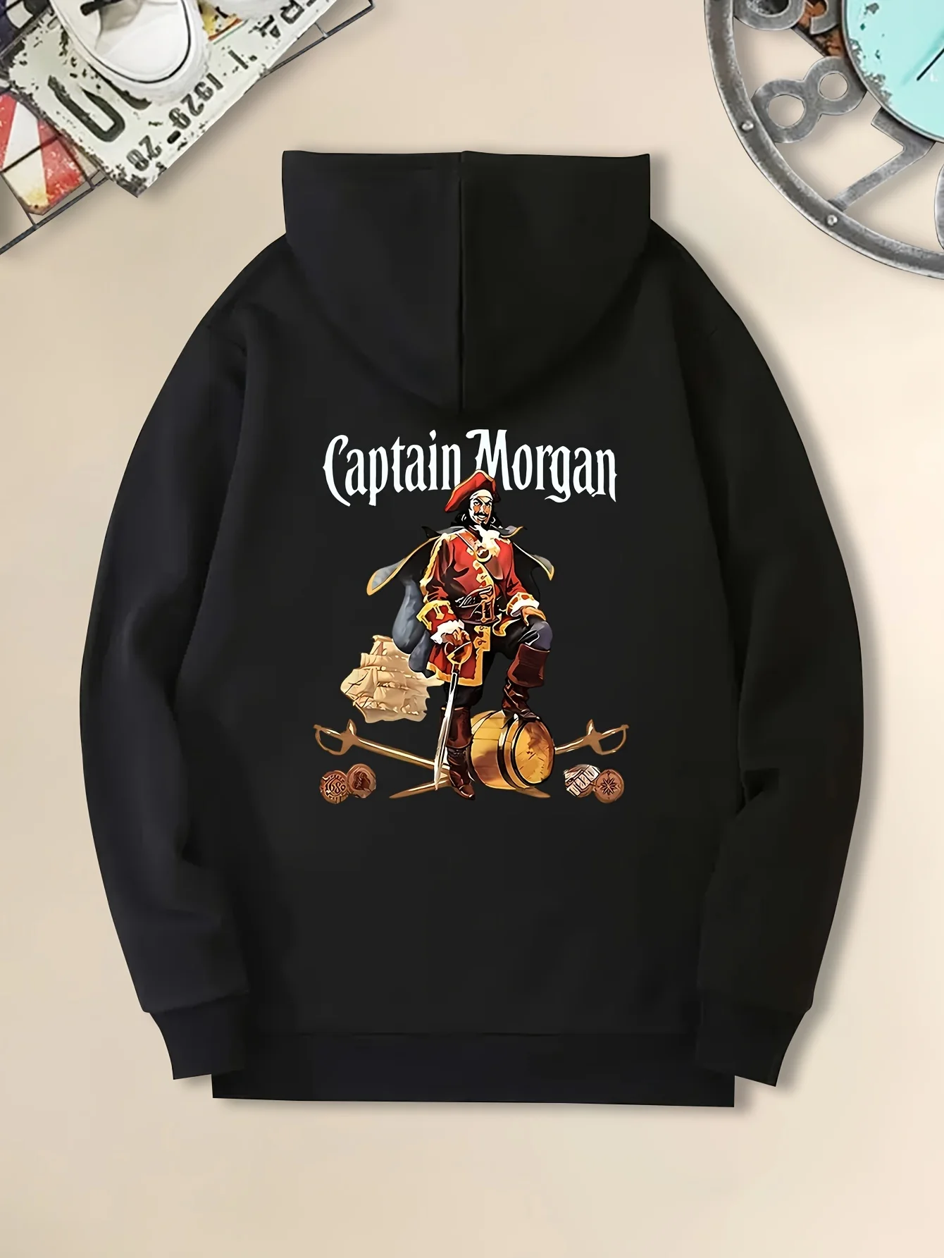 

Мужская уютная толстовка с принтом рождественского капитана — повседневный и стильный пуловер с длинными рукавами и карманом-кенгуру, идеально подходит для осени и зимы