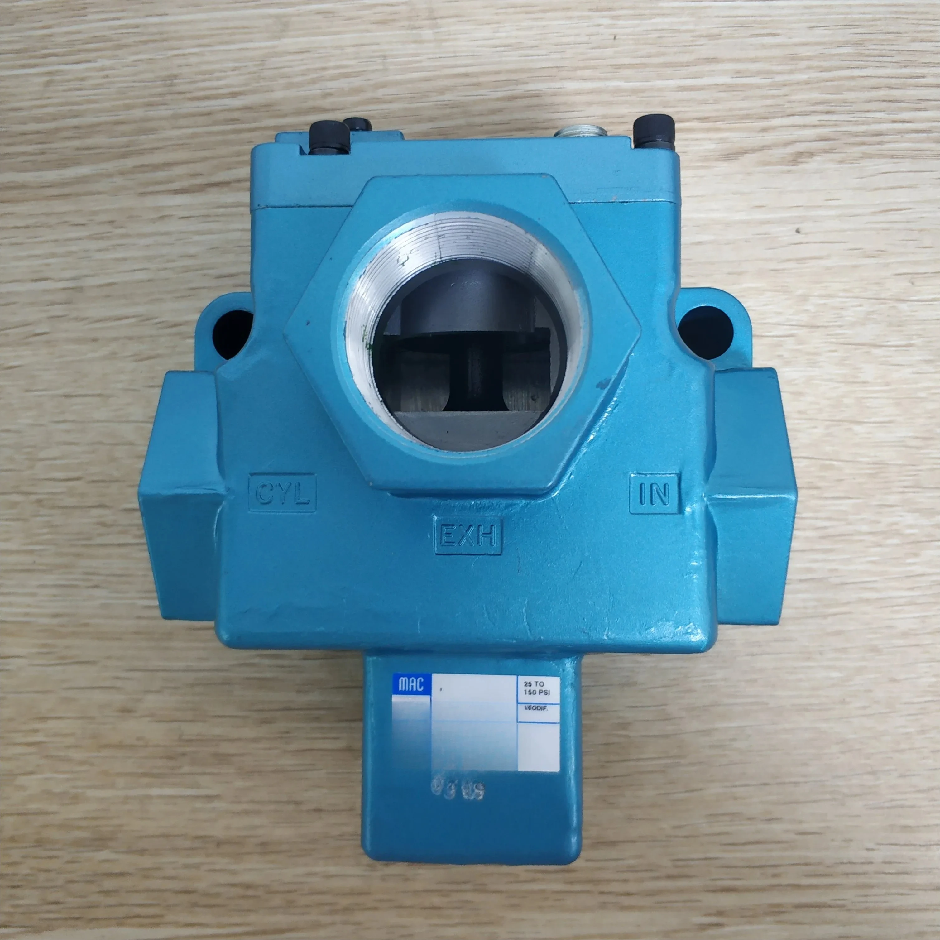 

58D-16-111JA air operated valve 58D-53-RA or 58D-83-RA pneumatic control valve