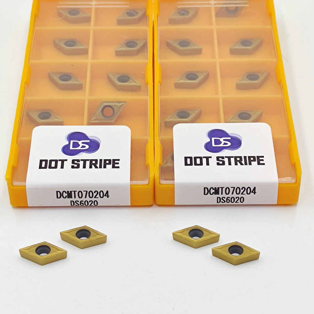 Originale di alta qualità DCMT070204 inserto in metallo duro lama in lega dura utensile per tornitura cilindrica CNC DCMT 070204 VP15TF US735 UE6020