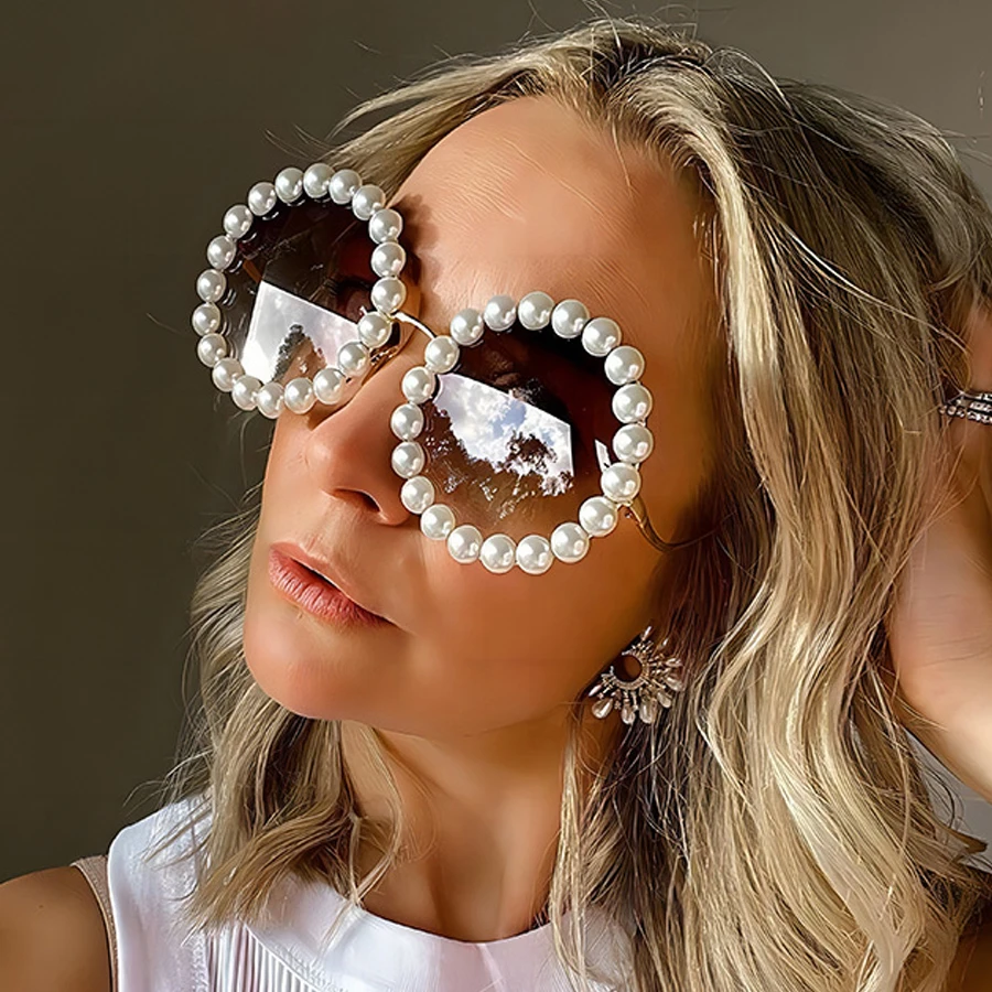 

2024 New Fashion Alloy Round Pearl Sunglasses For Women Vintage Elegant Luxury Party Sun Glasses Ladies Bending Legs Shades