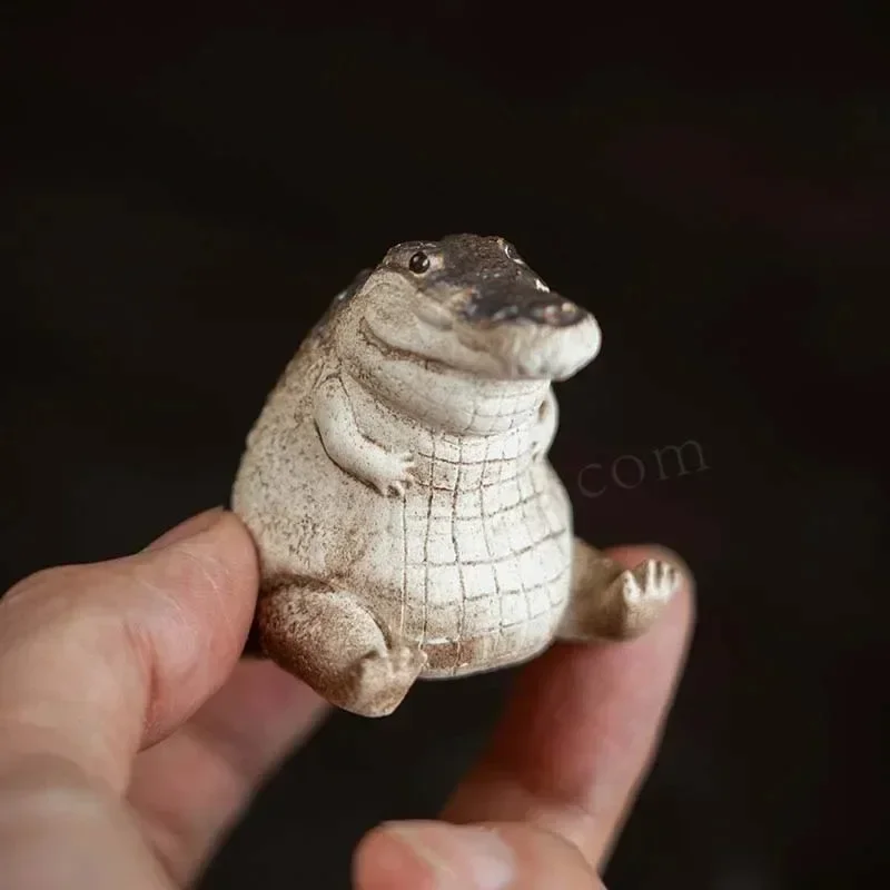 

Boutique Purple Sand Tea Petting Little Crocodile Tea Pet Ornaments, Handmade Tea Ceremony Play, Financial Table Gift