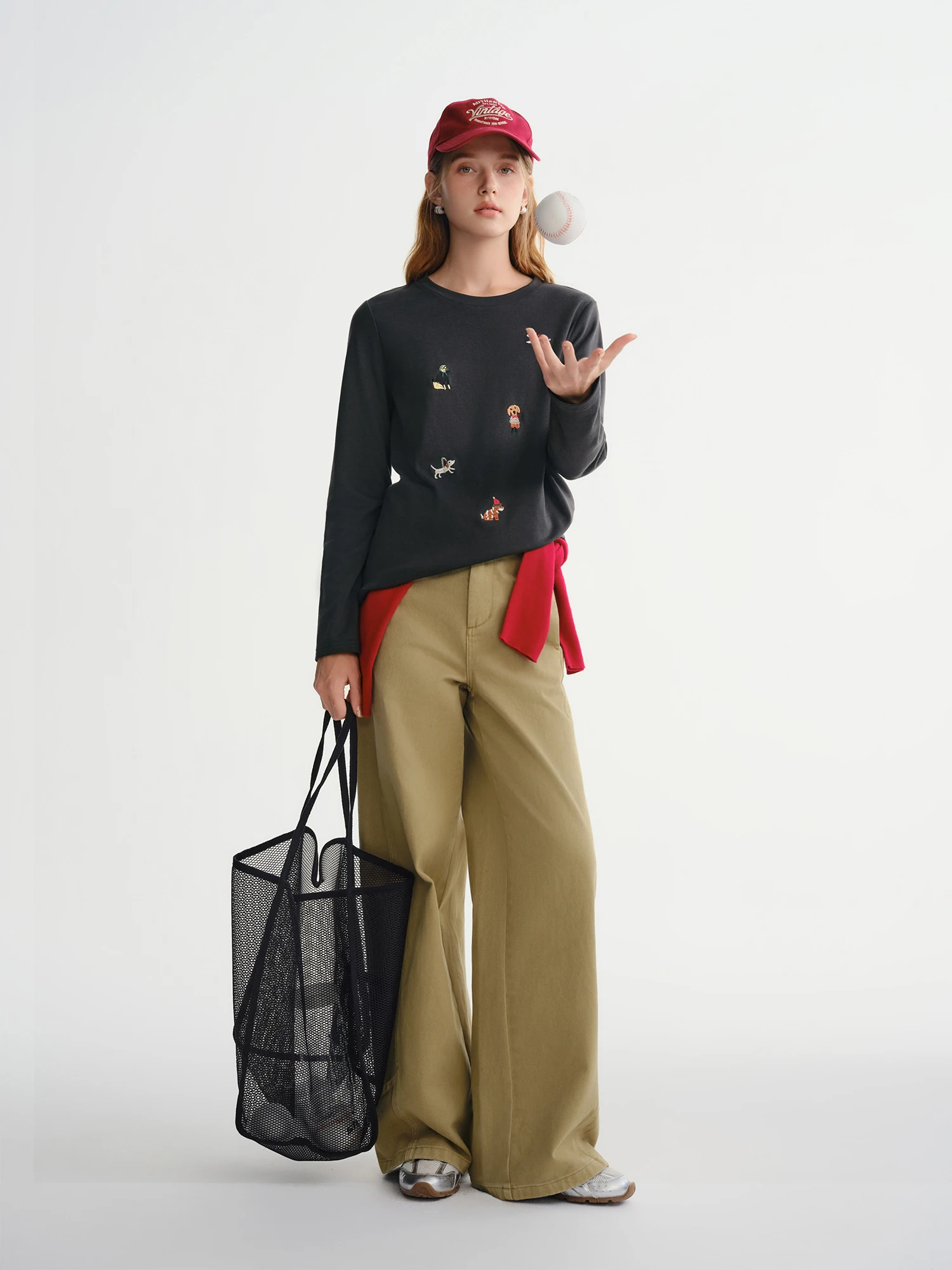 DUSHU جرو متعة مطرزة رقيقة الصوف طويلة الأكمام تي شيرت المرأة الخريف والشتاء قاع قميص علوي الحلو عادية