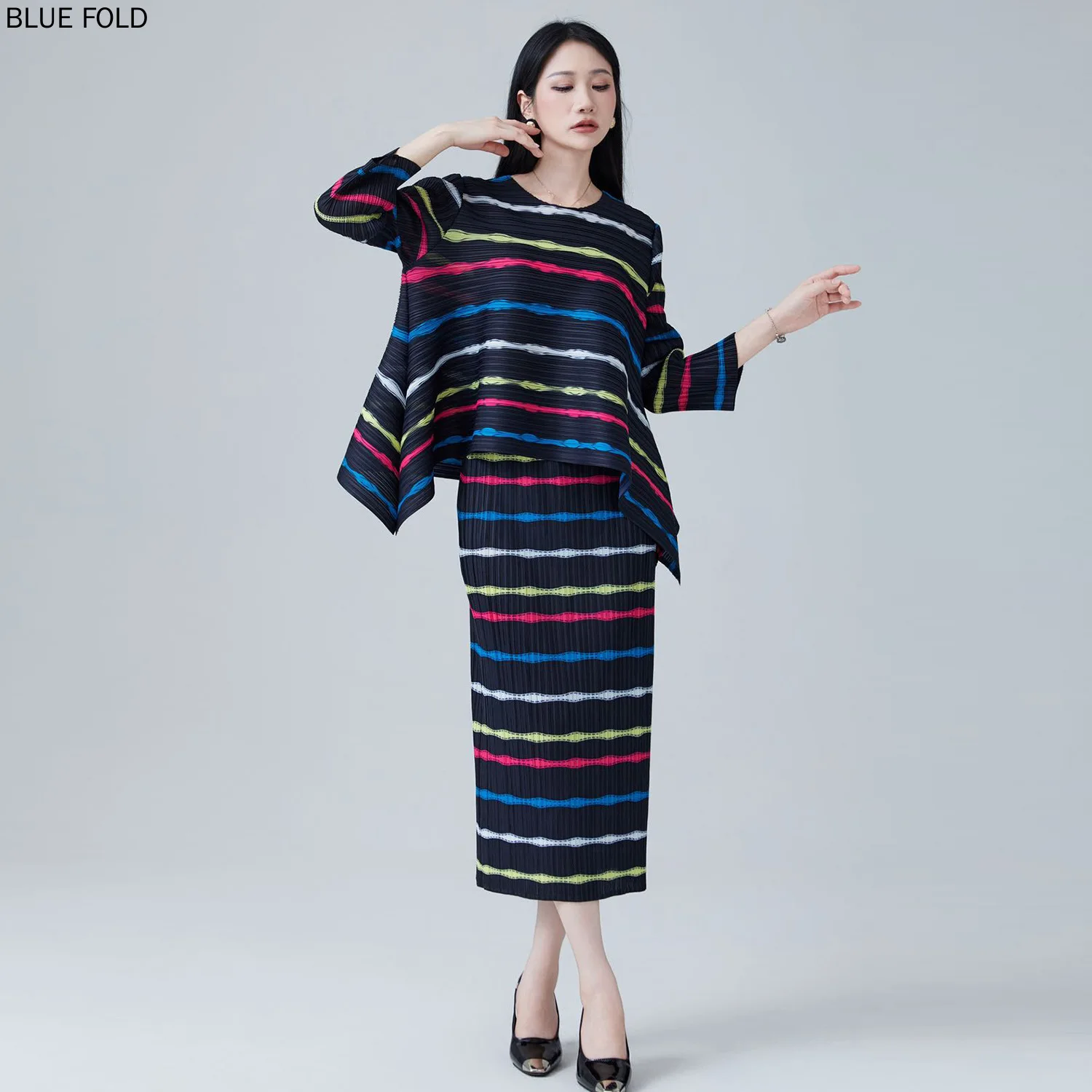 

Fashion Women's High-end Suits Spring and Autumn Striped Irregular Loose T-shirt Skirt Miyake Two-piece Suit PLEATS Skirt Sets