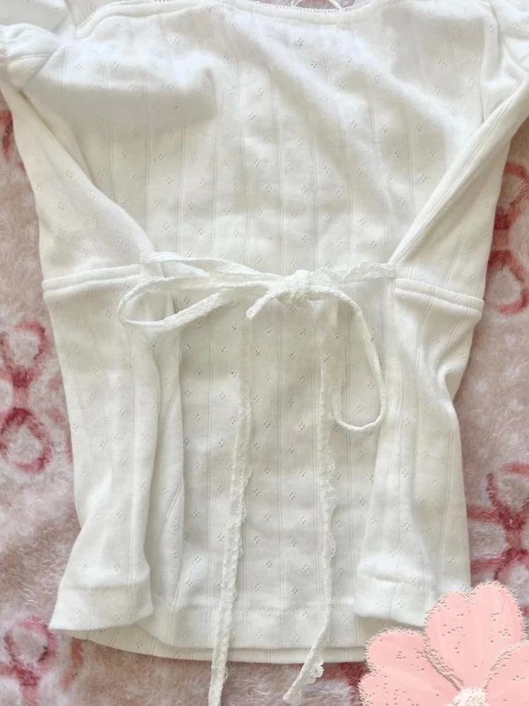 Camisetas informales Vintage de manga corta para mujer, Tops cortos con cordones coreanos elegantes de diseño Y2k, camisetas blancas elegantes y dulces a la moda