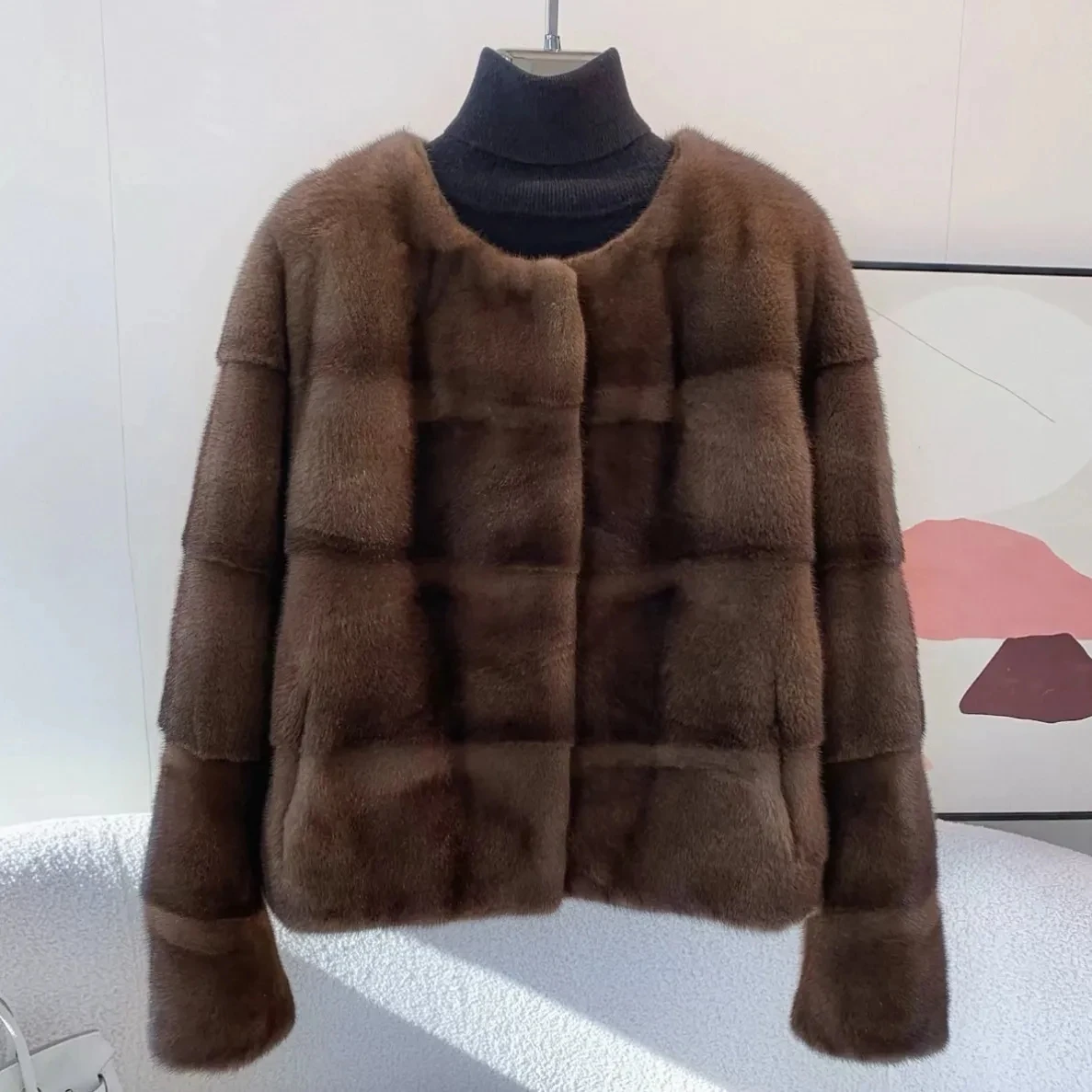 2026 New Winter Faux Mink Coat Women's Temperament Velvet imitation mink Round neck Fur Coats Women's Warm Fashionable Overcoat