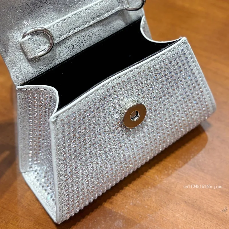 New Shiny Diamond-encrusted Women's Handbag Cute Bow Portable Small Square Bag Fashion Temperament Chain Messenger Bag