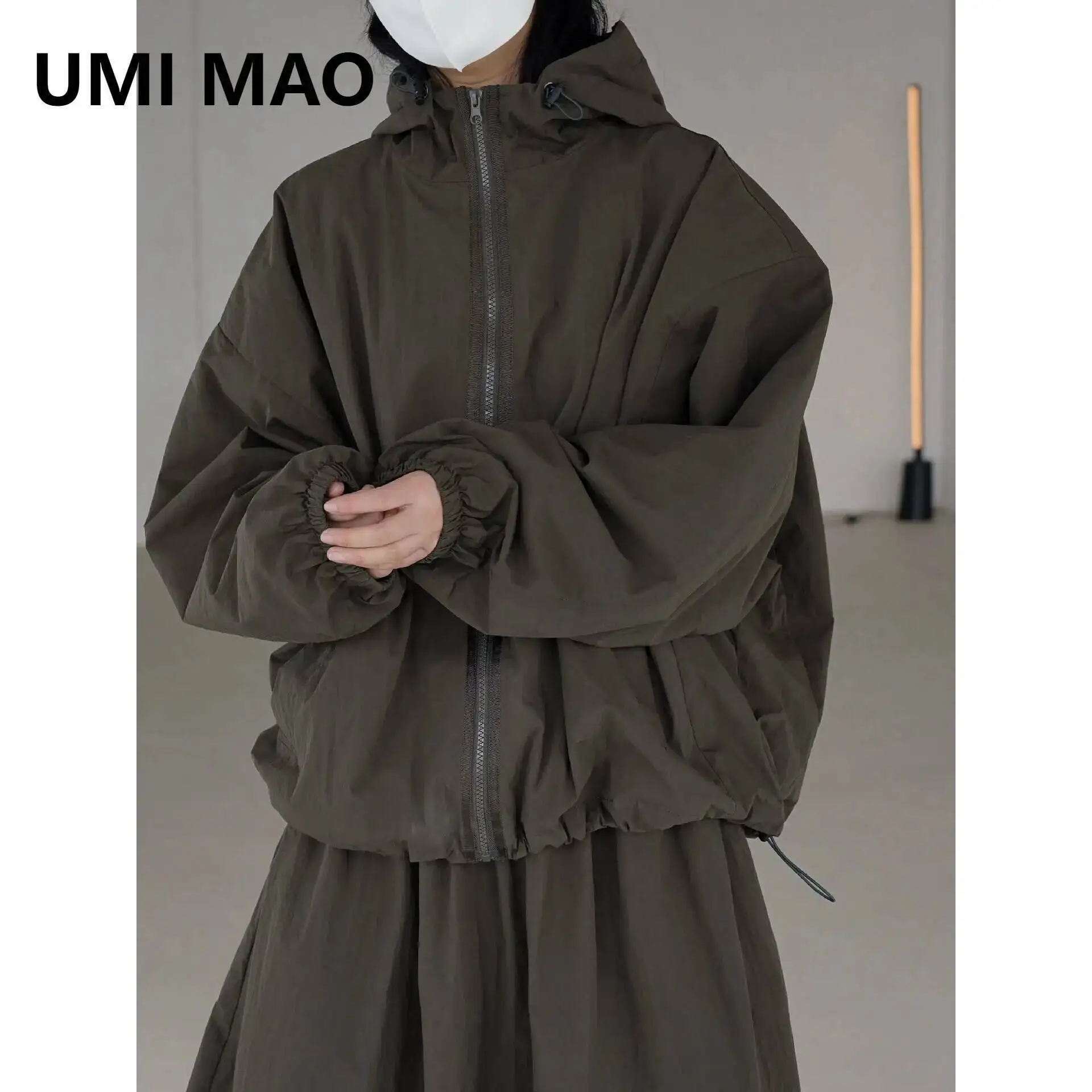 

UMI MAO ветрозащитная куртка, осенняя новая японская спортивная куртка с капюшоном в спортивном стиле, куртка свободного силуэта, повседневная женская куртка