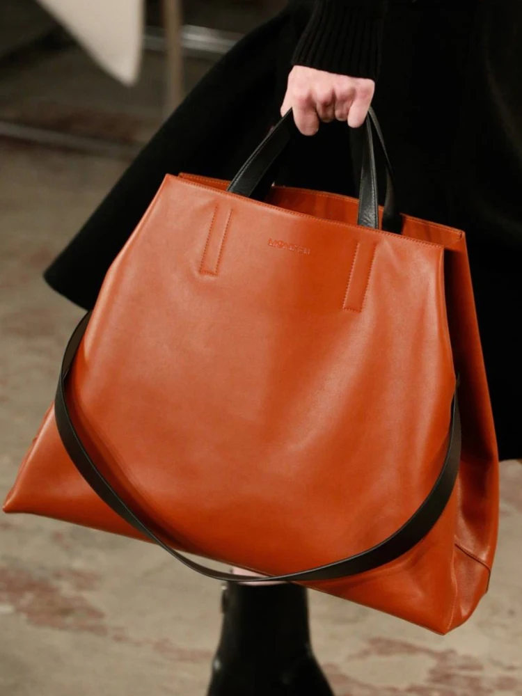 

2023 New Fashion Genuine Leather Women's handbags Large Capacity 14-15.6 inch laptop bag Ladies commuter Bucket Tote Bags Soft