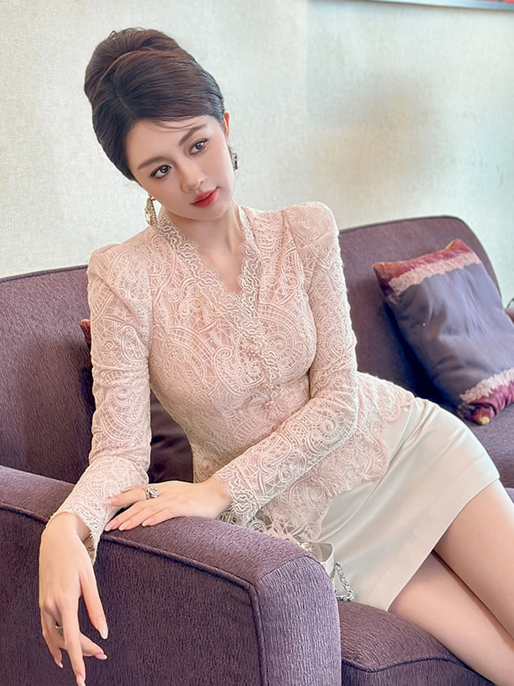 

Sweet Pink Lace Shirt Women Street Clothes Elegant Luxury Lady Mujer Retro Puff Sleeve Tops Slim Casual Blouse Fashion Autumn