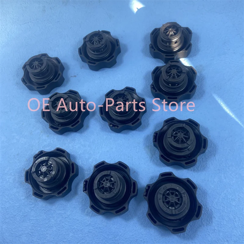 10pcs ORIGINAL Coolant Recovery Tank Lid Cover Radiator Cap- 13598760 For Chevrolet Cruze Opel Astra OEM 13502353 316702182