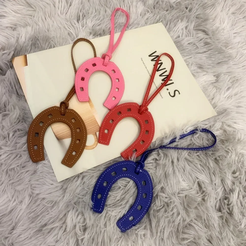 New PU Leather Simple Horseshoe Pendant Simple Casual Key Chain Pendant Horse Hoof Purse Accessories Women