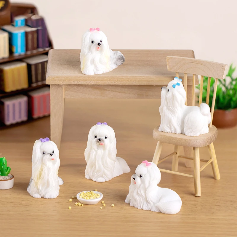 Miniatures Figurines Cute Resin Dog Micro Landscape Ornaments For Modern Home Decorations Office Desk Lanscape Decoration