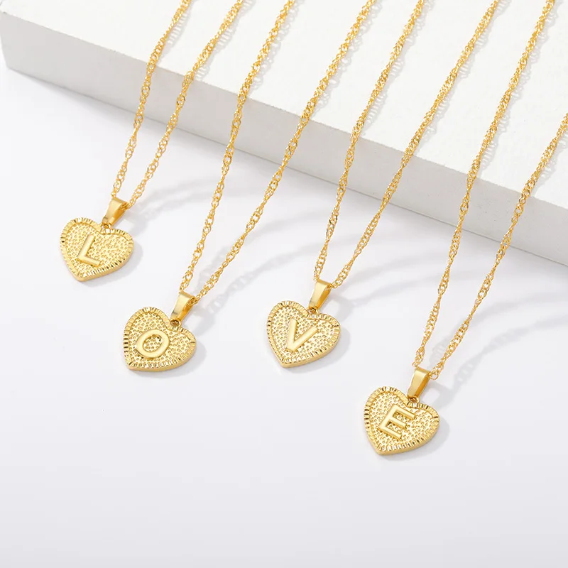 

DUOYING Custom Initial Letter Necklace Heart Shape Pendant Personalized 18K Gold Plated Stainless Steel Charms Necklace Jewelry