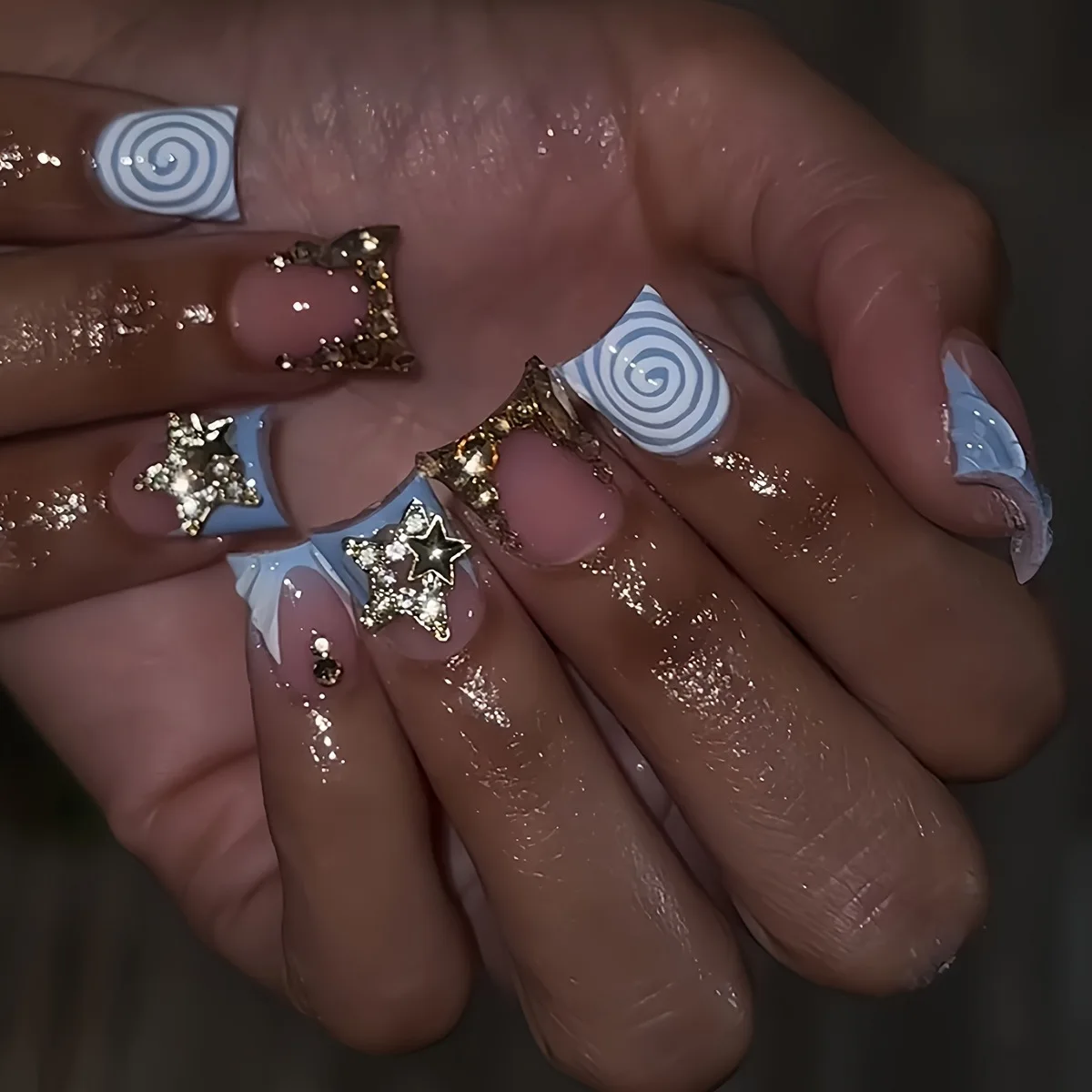 24Pcs Luxury Diamond Full Cover Fashion Duck Bill Press on Nails Fake French Blue with Flower False Nail Shiny Powder Decor Sets
