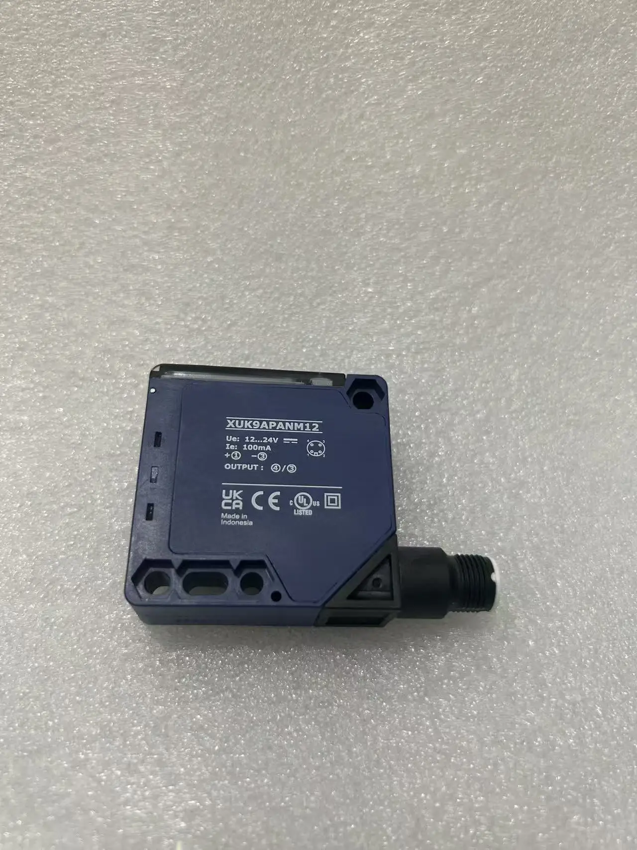 

XUK9APANM12 Photoelectric sensors XU, XUK, polarised, Sn 5 m, 12...24 VDC, M12