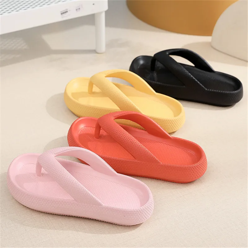 New Summer Eva Pool Flip Flops Woman Clip Toe Soft Bottom Pillow Slippers for Women Solid Platform Non-Slip Beach Slides Sandals